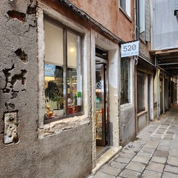 In Love 520 Bubbles And Tea