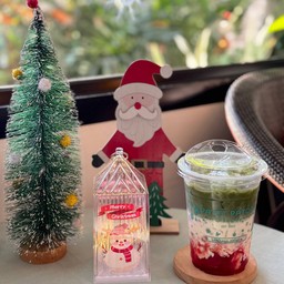 มัทฉะ ซอสสตรอว์เบอร์รี่