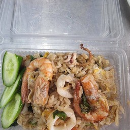 ข้าวผัดหมึก