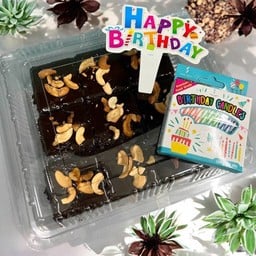 Set HappyBirthDay