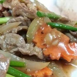 ข้าวราดเนื้อน้ำมันหอย