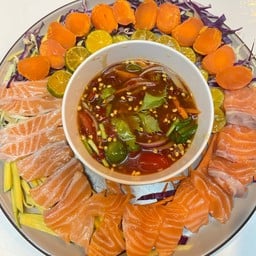 ยายเพ็ญยำยั่ว