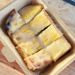 ปังแผ่นเนยนม