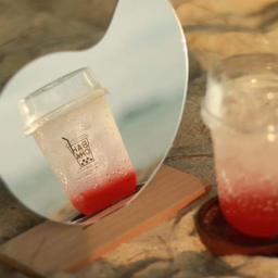 สตอเบอรี่โซดา