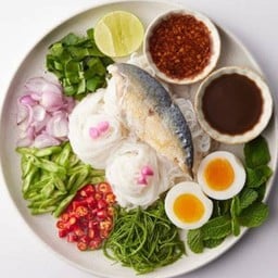 ยำขนมจีน