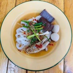 หมูทอดเซ็นต์หลุยส์ เซ็นต์หลุยส์เจ้าเดิม