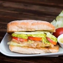 Tutto Matto (ทุตโต มาทโตะ) - Thong Lo ทองหล่อ 10 Tutto matto (Thong lo)