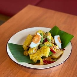 A03 ตำข้าวโพดไข่เค็ม /Sweet Corn With Salted egg Spicy 