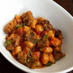 Vegan Sausage and Tomato Sauce