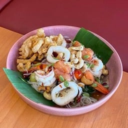 A11 ตำขนมจีนทะเล / Mixed Seafood Withtha Noodle Spicy Salad