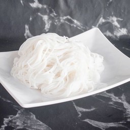 I08 ขนมจีน / Thai Rice Noodles