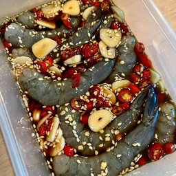 พลอยแพรวาลูกชิ้นนึ่งสมุนไพร&ของทานเล่น