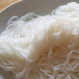 ขนมจีน