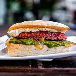 Vegan Sausage Krapow Sandwich แซนวิช วิเก้นใส้กรอกอิตาเลียนกะเพรา