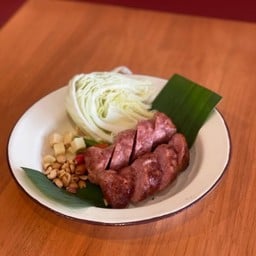 G05 แหนมหมูย่าง / Grilled Sour Minced Pork