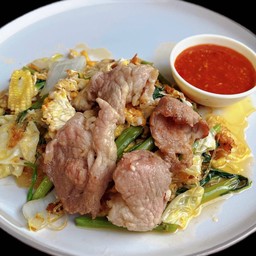 สุกี้ฮองเฮาแห้งเนื้อ