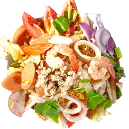 [อร่อยซ่ากับโค้ก] ยำมาม่า +  โค้ก ออริจินัล (กระป๋อง)