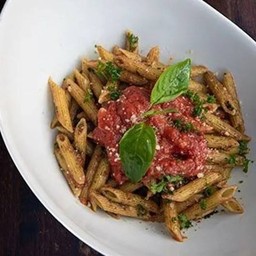 Tomato Pesto Sauce พาสต้า ซอสมะเขือเทศ และ ซอสเพสโต้