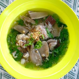 ต้มเซี่ยงจี๊เลือดหมู