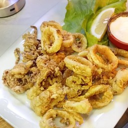 Fried Calamari with Tartare Sauce