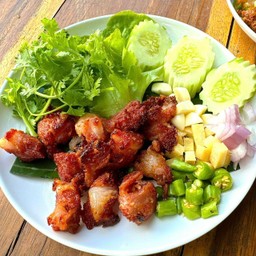 แหนมซี่โครงทอด