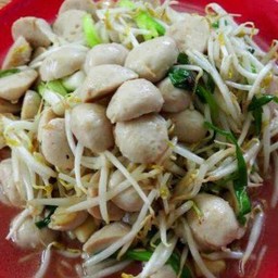 ผัดถั่วงอกราดข้าว