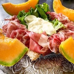 Parma Ham with Melon &. Burrata Cheese