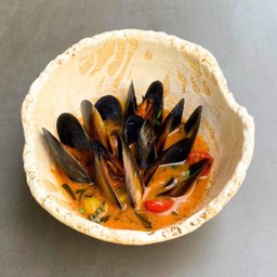 Sauteed Black Mussels