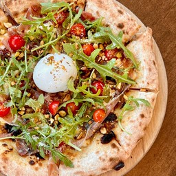 14. Sapori d Oro พิซซ่าซาโปรี โดโร่