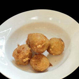 ข้าวเม่าบอลทอด