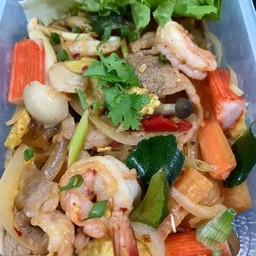 ข้าวผัดต้มยำแห้ง