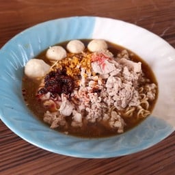 เมนูน้ำตกและต้มยำผสมกันเลย