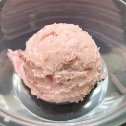 Plain Strawberry Greek Yogurt (No Fruit)