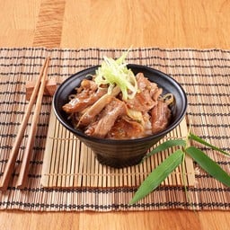 ข้าวหน้าหมูผัดขิง