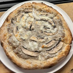 Pizza Truffle & Mushrooms