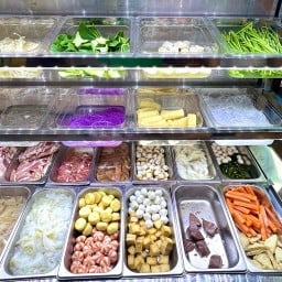 เสือน้อยหม้อไฟ ชาบูหม่าล่า ตลาดอินดี้ปิ่นเกล้า