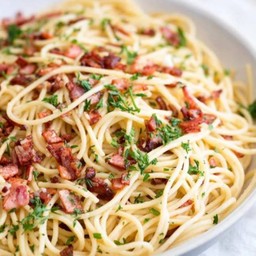Spaghetti Aglio Olio e Peperoncini with Bacon