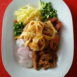 ข้าวคลุกกะปิ(ตลาดทรัพย์นิมิตร) ตลาดทรัพย์นิมิตร