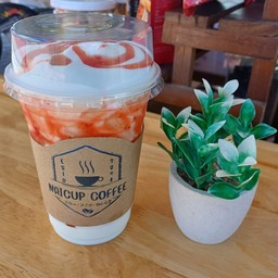 นมสดซอสสตรอเบอร์รี่
