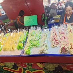 Fresh Fruit (ผลไม้สด)ปอกเปลือก