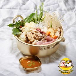 หม่าล่าหม้อไฟหมูพร้อมน้ำจิ้มสูตรผีบอก