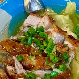 เกี๊ยวน้ำหมู ย่างรวมเป็ด