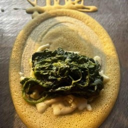 โตเกียวไส้ ผักโขมชีส