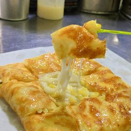 โรตีข้าวโพด-ไข่-ชีส(มอสซาเรลล่า)