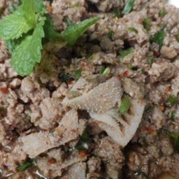 ลาบเนื้อสุก