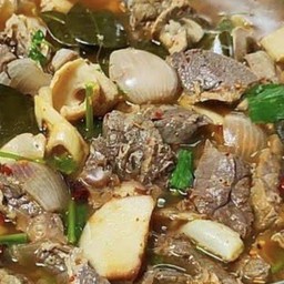 ต้มแซ่บเครื่องในเนื้อ