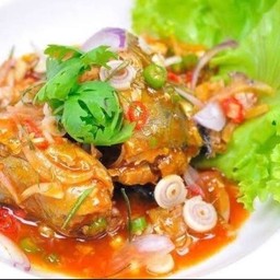 ข้าวยำปลากระป๋อง