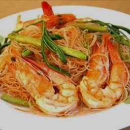 หมี่กระเฉดกุ้งสด
