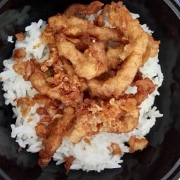 บ้านย่าตุ่มข้่าวหมูทอดอร่อยเหาะ
