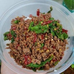 ข้าวราดกะเพราเนื้อบด